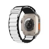 E2M Apple Watch Alpine 42-44-45-49mm KRD-26 Çift Renkli Kordon Beyaz