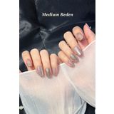 Easy Beauty Kısa Takma Tırnak Seti Medium Beden 10 Adet Simli ve Desenli Tırnak Yapıştırıcı Dahil T022