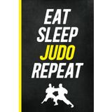 EAT SLEEP JUDO REPEAT: Notizbuch Judo cooles Buch A5 kariert Geschenk für Kampfsport Männer die Japanische Kampfkunst lieben praktisches Tagebuch Notizheft und Journal für Judoka zum Geburtstag