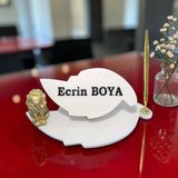 Ecay Mermer Ürünleri Sümen Ofis Için Doğal Beyaz Mermer Yaprak Isimlik Gold Tasarımlı Kalem ve Aslan Biblo