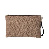 Ecrou Yıldız Desenli Vizon Süet Portföy – Yumuşak Süet Dokulu El Çantası, Bilek Askılı Şık Kadın Clutch, Gece & Günlük Kullanıma Uygun 30×19 cm Portföy Çanta
