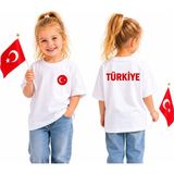 Efendioğlu Design Arkasında Türkiye Yazan Önünde Türk Bayrağı Olan 2026 Dünya Kupası Milli Takım Çocuk Tişörtü - Beyaz - 4 Yaş