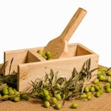 Ege MadrAlya Ahşap Zeytin Kırma Makinesi