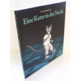 Eine Katze in der Nacht