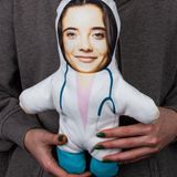 Ejoya 107071 Şirin Doktor Peluş Oyuncak