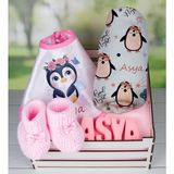 EJOYA Ahşap Sandıkta Kişiye Özel Önlük Battaniye Taş Isimlik Ve Patik Bebek Hediye Seti 109746