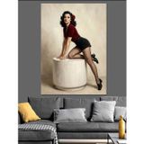 Ekart Beyaz Sandalye Üzerinde Oturan Pin-Up Dekoratif Kanvas - Mdf Ahşap Tablo