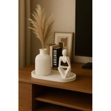 El Yapımı 3 Parça Dekoratif Set – Modern Insan Figürü Heykel ve Çizgili Vazo – Minimalist Masaüstü Dekor