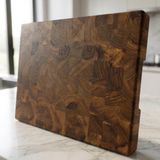 El Yapımı Ceviz End Grain Kesme Tahtası 40x30x4 cm – Masif Ahşap Kasap Blok – Kalın Doğrama Tahtası – Profesyonel Mutfak ve Sunum Tahtası