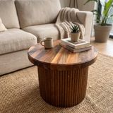 El Yapımı Ceviz Orta Sehpa – Modern Yuvarlak Ahşap Sehpa, Fluted Silindir Ayaklı Dekoratif Salon Sehpası, 50 cm