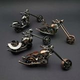 El Yapimi Dekoratif Metal Motor Vitrin