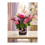 Ela Flowers & Gift Yapay Çiçek Aranjmanı Siyah Hediye Kutusu Gül Okaliptus Zarif Premium Tasarım