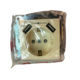 ELBİ USB TLF ŞARZLI TOPRAKLI PRİZ BEYAZ (ÇERÇEVE DAHİL)