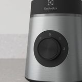 Electrolux Kahve Öğütücülü Smoothie Blender, 350W, Paslanmaz Çelik, Çoklu Hız ve Darbe Fonksiyonu Sporcuların Tercihi Smoothie Blender, Doğrayıcı, Kahve Değirmeni - Gümüş