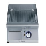 Electrolux Professional Endüstriyel Nervürlü Fırçalanmış Krom Kaplamalı Çelik Pişirme Yüzeyi İle Yarım Modül Elektrikli Izgara, Eğimli, Termostatik Kontrol, Kazıyıcı Dahil E7IILDAOMCA