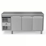 Electrolux Professional Endüstriyel Tezgah Tipi Derin Dondurucu, "heavy Duty", -22°/-15°c, Dijital, Tropikal - 440 Lt, 3 Kapılı EH3KBAAA