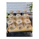 ELF HOME CONCEPT Kişiye Özel 3 Katlı Bambu Standlı Ahşap vakum Kapaklı 9'Lu Cam Baharatlık Seti (300 ml)