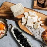 Elif Candar Tam Yağlı Keçi Peyniri (Ezine Tipi) - 500 gr