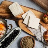 ELİF CANDAR Tam Yağlı Sert Peynir (EZİNE TİPİ) (250 GR.)