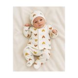 emir baby MCT Baby Wear Kalp Desenli 3’lü Yenidoğan Bebek Takımı – Şapkalı Patikli