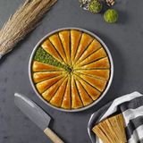 Emmoğlu Baklava Havuç Dilimi Fıstıklı Baklava - 2,5 kg