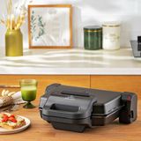 Emsan Bella Gusto Siyah Tost Makinesi 1800 W Yanmaz Yapışmaz Kaplama Özellikli