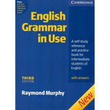 English Grammar In Use with Answers and CD ROM: A Self-study Reference and Practice Book for Intermediate Students of English by Murphy, Raymond (April 15, 2004) Paperback