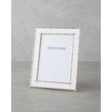 English Home Loya Beyaz Metal Çerçeve 13X18 cm Şık Tasarım ile Fotoğrafınızı Sergileyin