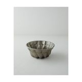 English Home Patisserie Amelie Premium Döküm Yuvarlak Kek Kalıbı 24,5 cm Şampanya