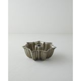English Home Patisserie Clara Premium Döküm Yuvarlak Kek Kalıbı 24,5 cm Şampanya - Şampanya Rengi