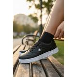 Enoch Kadın Spor Ayakkabı Amblem Detaylı Perfore Sneaker Comfort Taban Günlük Yürüyüş Ayakkabısı - Siyah - Beyaz