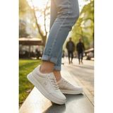 Enoch Kadın Spor Ayakkabı Amblem Detaylı ve Ortopedik Düz Tabanlı Casual Sneaker - Bej
