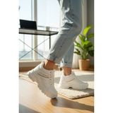 Enoch Kadın Spor Ayakkabı Baskı Detaylı Kamuflaj Desenli ve Yüksek Dolgu Tabanlı Sneaker - Beyaz
