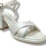 Erbay 405-25 Deri Çapraz Bant Kalın Topuk Anatomik Kadın Sandalet