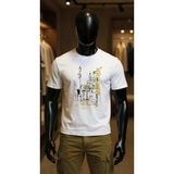 Erkek Beyaz Relaxed Fit %100 Pamuk Tişört – Suluboya Sokak & Lamba İllüstrasyonu Baskılı