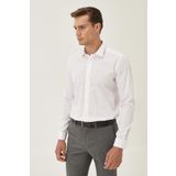 Erkek Beyaz Ütülemesi Kolay Slim Fit Dar Kesim Klasik Yaka Pamuklu Gömlek