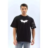 Erkek Bisiklet Yaka Tişort Ön Ve Kol Yarasa Baskılı T-Shirt - Siyah