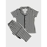 Erkek Çocuk %100 Pamuklu Siyah Çizgili Gömlek Yaka Düğmeli Kısa Kollu Yazlık Pijama Takımı - 5 Yaş