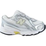 Erkek Çocuklar İçin New Balance 740 Gri Spor Ayakkabı Nefes Alabilir Yapı ile Günlük Kullanıma Uygun