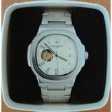 Erkek saati Patek Philippe – Tam otomatik zarafet, Cenevre’nin kusursuz nefesi Her saniyesinde yüz yetmiş yılı aşkın birikim fısıldar