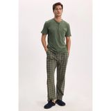 Erkek Standart Fit Normal Kesim Pamuklu Kısa Kollu Bisiklet Yaka Cepli Yeşil Pijama Takımı