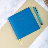 Esnek Kapaklı Noktalı Defter 16,5x16,5 Mavi Vegan Deri | 96 Yaprak, 90 gr. Ivory Krem Kağıt, Noktalı İç Dizayn, Yan Boyama