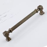 Esranın Dünyası Talas 160 mm Çizgili Metal Antik Sarı Kulp Mobilya Çekmece Mutfak Dolabı Dolap Kulpları Kulb 16 cm - 00-Siyah - Beyaz