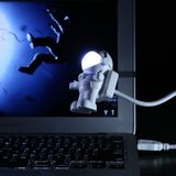 ETT7KN8 Astronot USB Gece Lambası ELKCXMH