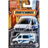 Europe Tekli Arabalar HVV05 - Renault Ambulance - 12 x 5 x 4 cm