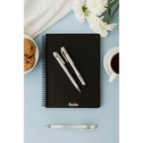 everart 17x24 Kare Siyah Yapraklı Anı Defteri + 2 adet Uni-ball Um-153 Signo Broad Beyaz 1.0 Mm Kalem