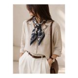 EveryScarf Midnight Forest Baskılı Saten 70x70 cm Ebatlarında Fular