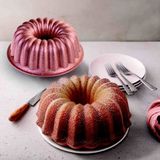 Evidea Kitchen Nirvana Pembe 24 cm Kalın Dilimli Kek Kalıbı