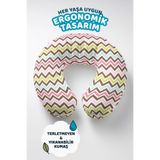 Evimde Bambaşka Renkli Zigzag Desenli Ergonomik Boyun Yastığı - Pastel Sarı Pembe Mavi Kahverengi Seyahat Yastığı