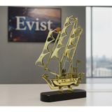 Evist El Yapımı Ahşap Kaideli Pirinç Yelkenli Gemi Modeli – 33 cm Dekoratif Marine Süs Eşyası - Çok Renkli - 33 x 23